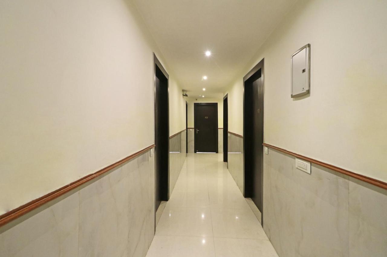 Hotel PREMIER SUITES New Delhi Buitenkant foto
