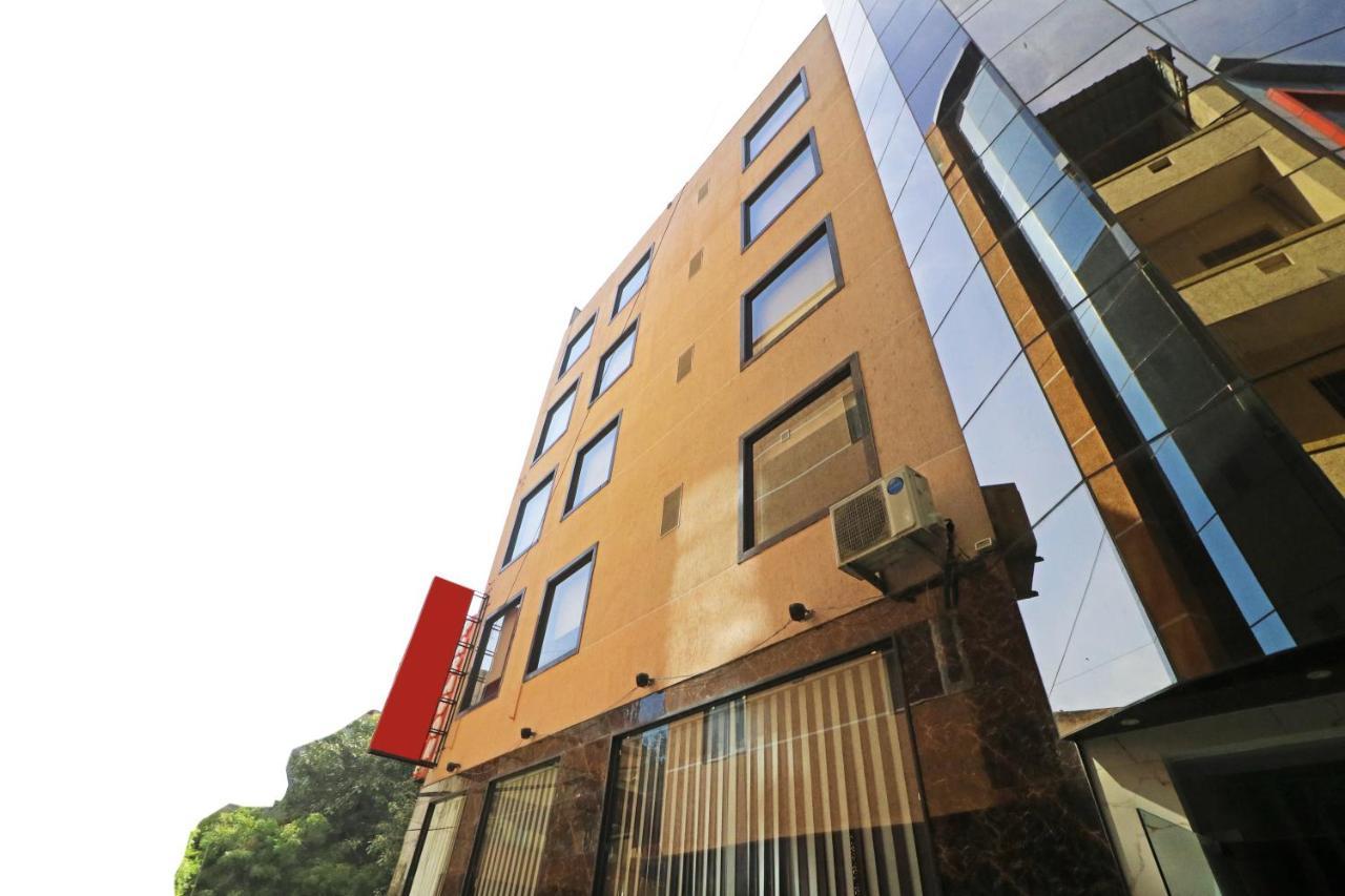 Hotel PREMIER SUITES New Delhi Buitenkant foto