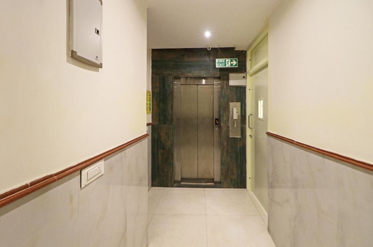 Hotel PREMIER SUITES New Delhi Buitenkant foto